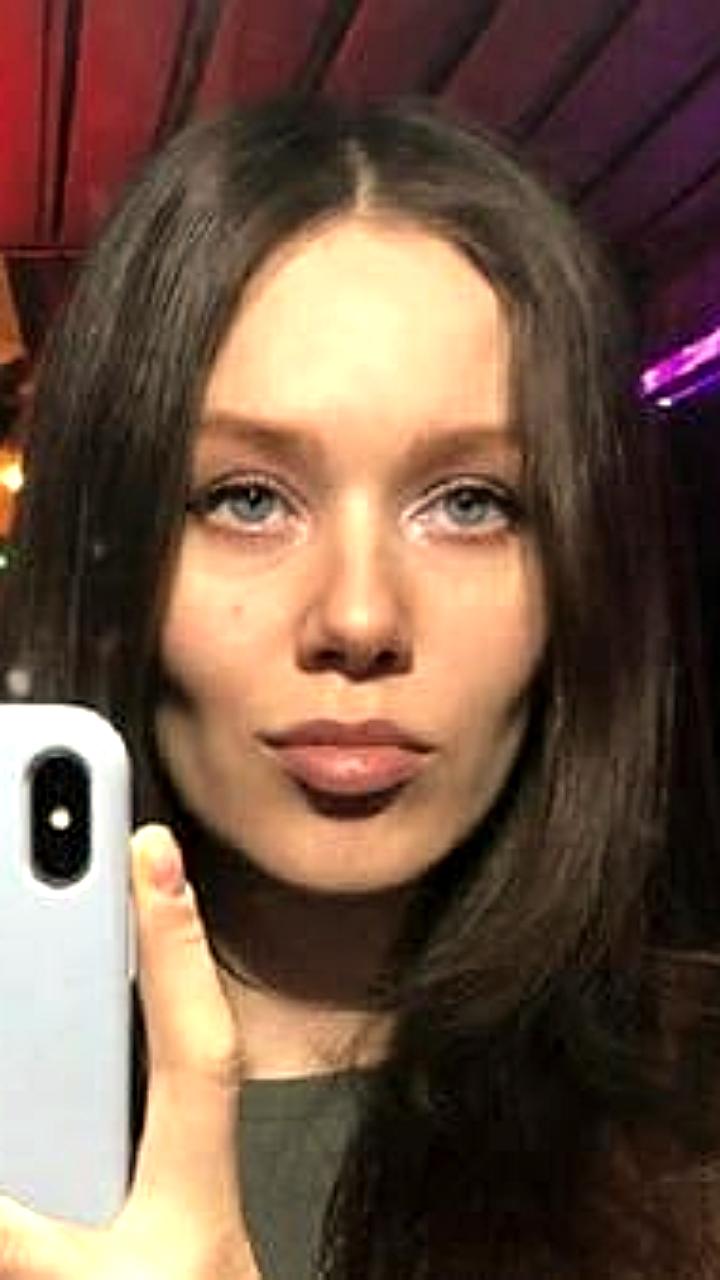 Казахстан экстрадирует активистку Юлию Емельянову в Россию по обвинению в краже