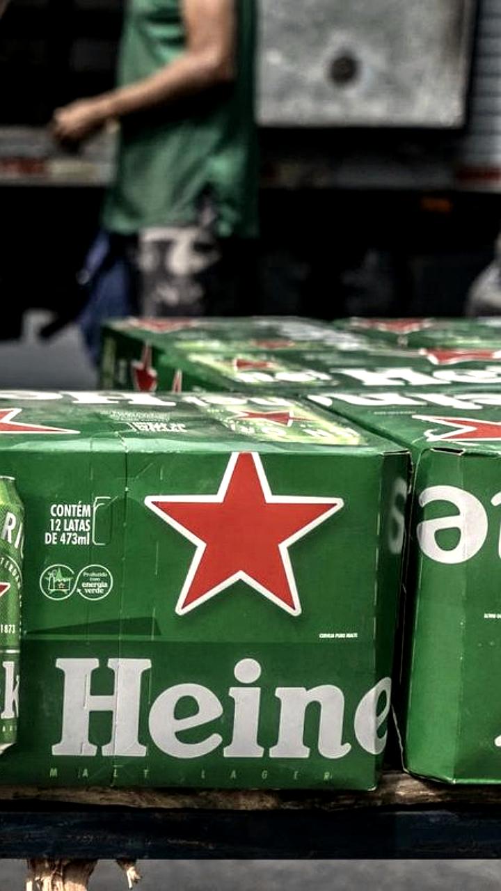 Heineken сообщает об увольнении до 6 тысяч сотрудников на фоне роста прибыли