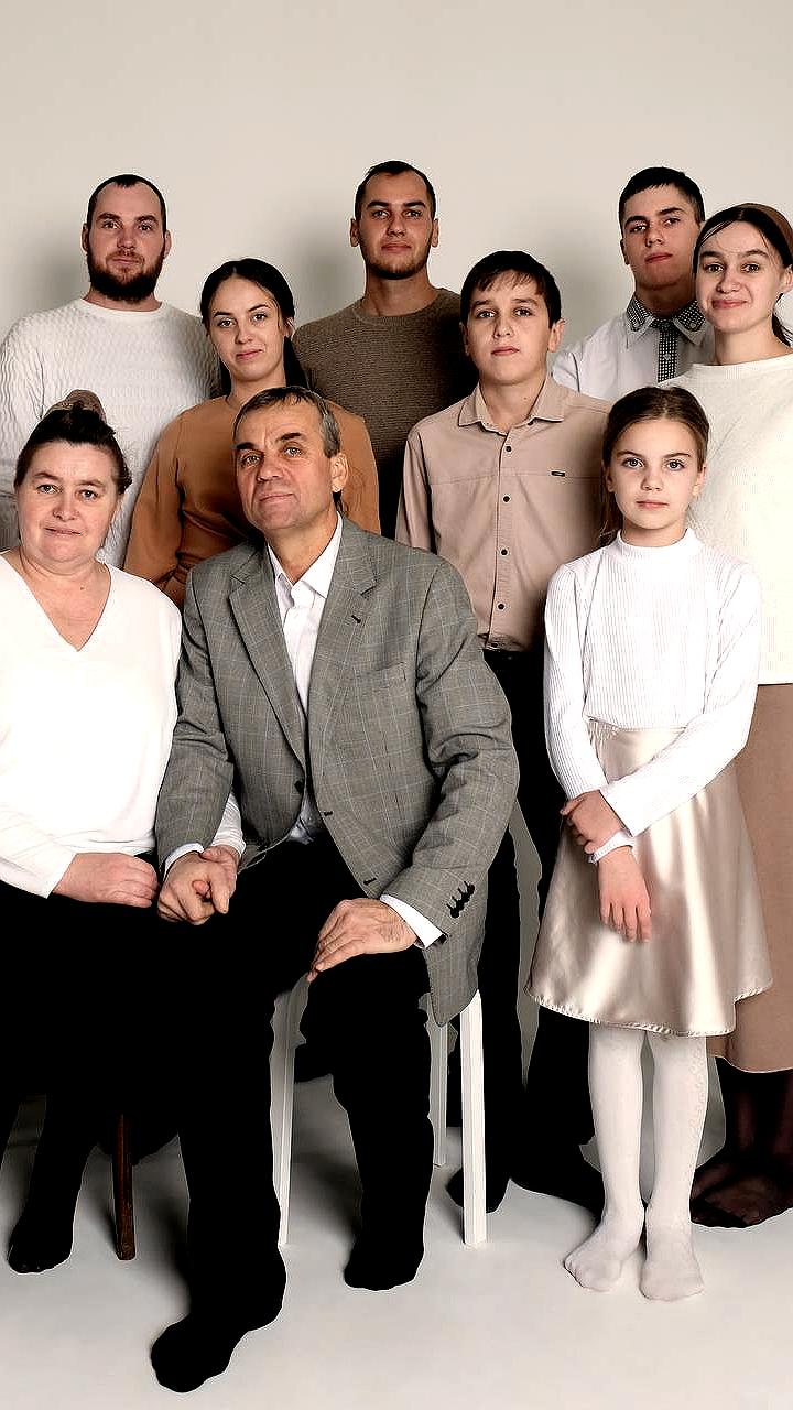 Ольга Булычева из Минусинска удостоена звания Мать-героиня за воспитание десяти детей