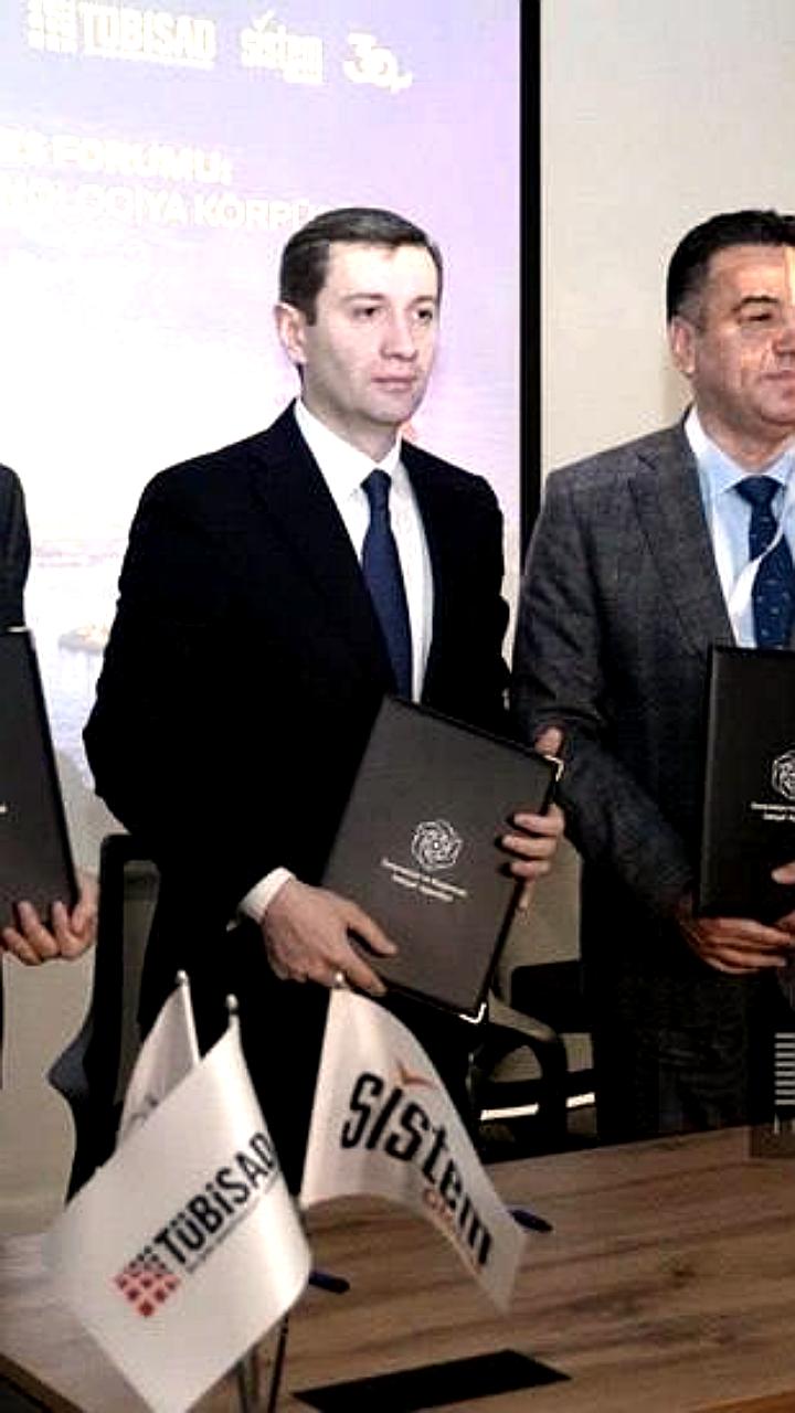 В Баку подписан меморандум о сотрудничестве в сфере цифровых технологий между Азербайджаном и Турцией