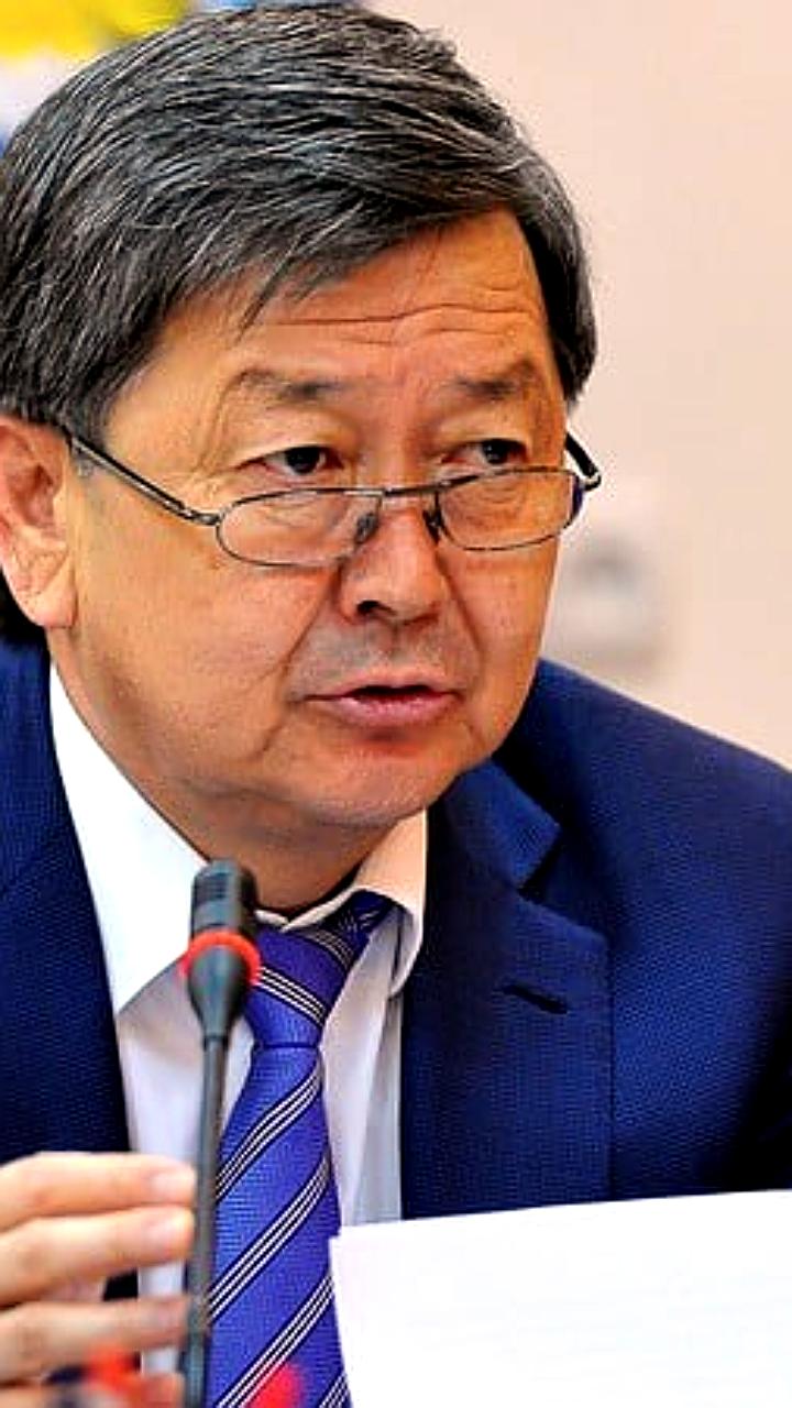 Обыски у Бекболота Талгарбекова на фоне обращения о досрочных выборах