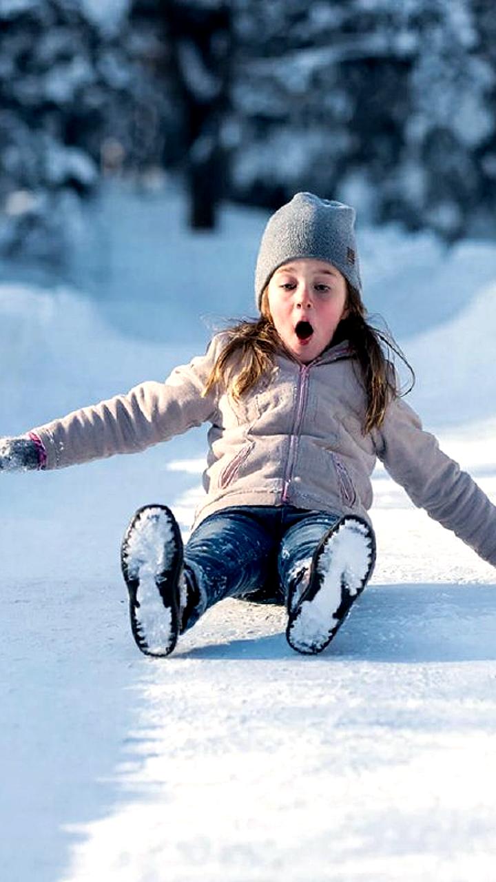 12-летний мальчик в Приморье получил тяжелые травмы при катании на ватрушке