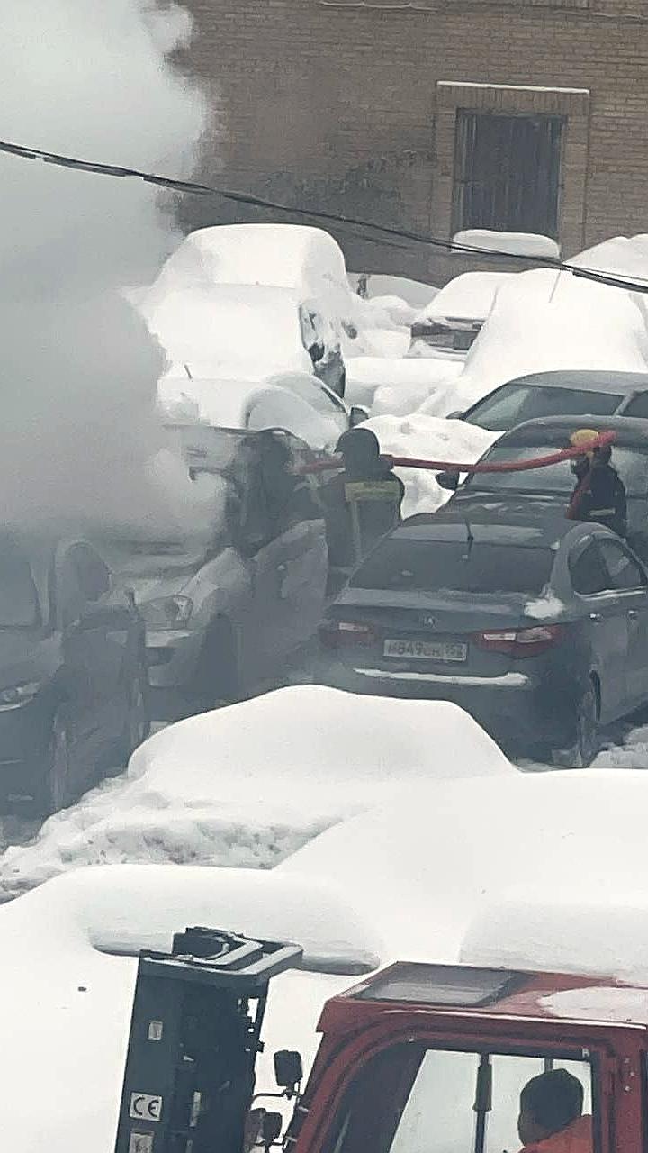 Взрыв автомобиля на Рябиновой улице в Можайском районе