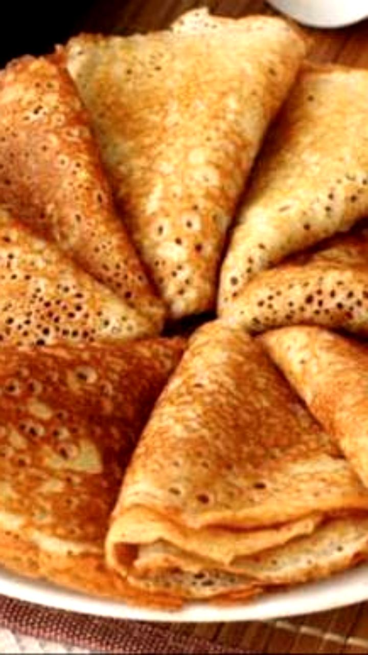 Россияне активно отмечают Масленицу, съедая полмиллиарда блинов