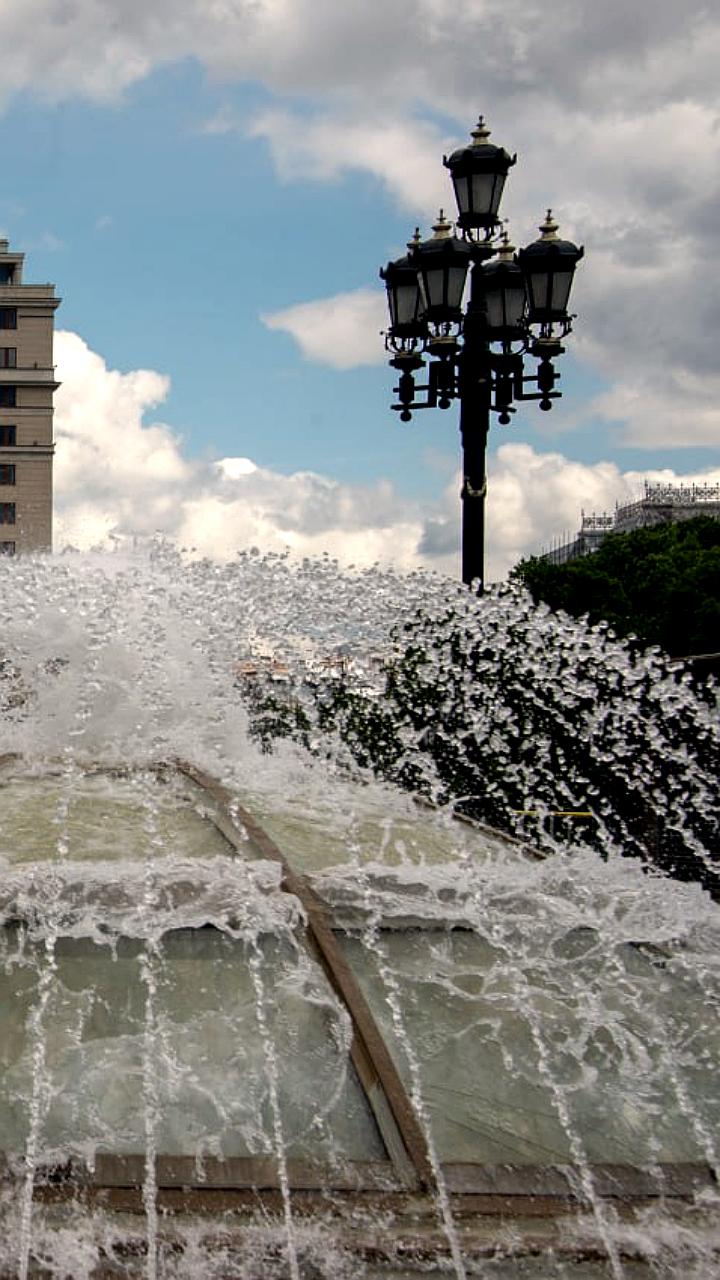 Капитальный ремонт фонтанов Часы мира, Купола и Каскад на Манежной площади