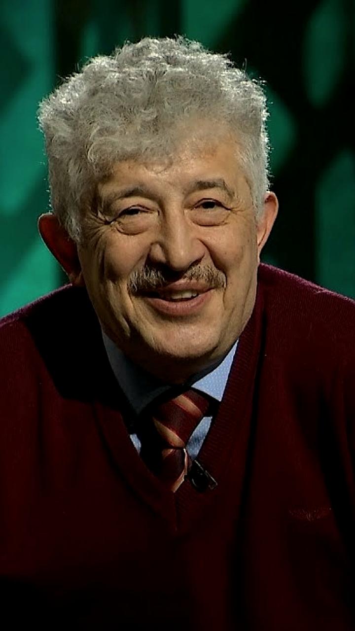 Президент России присвоил звания заслуженных артистов и деятелей искусств