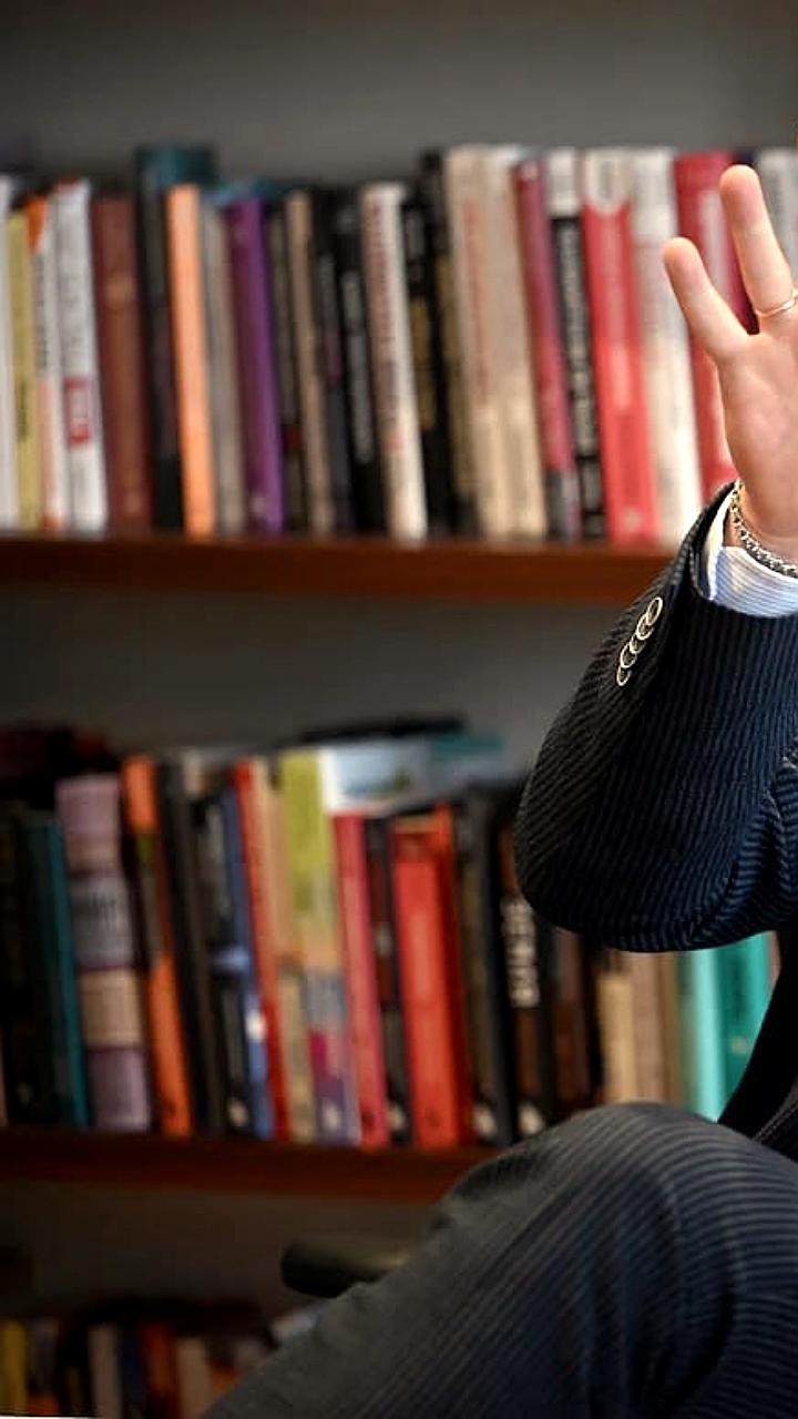 Книжный рынок России адаптируется к новым вызовам и растет благодаря аудиокнигам