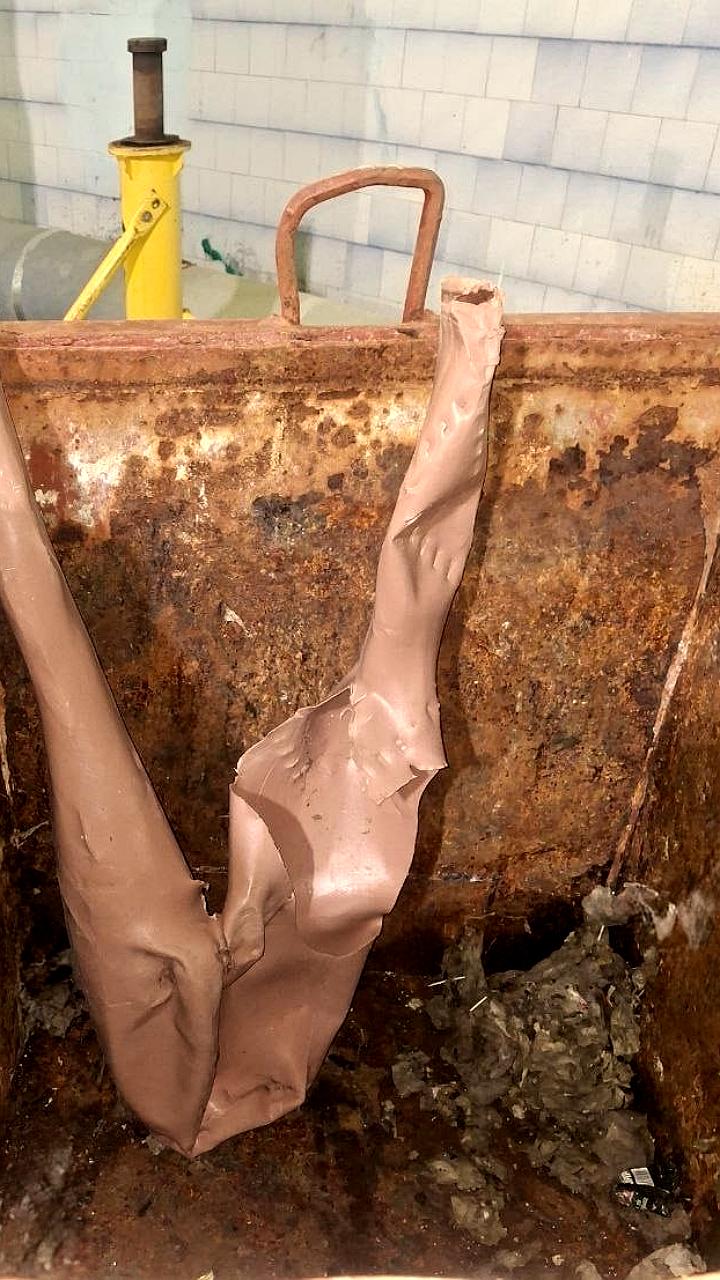 В Самаре обнаружены пластиковые ноги манекена в канализации
