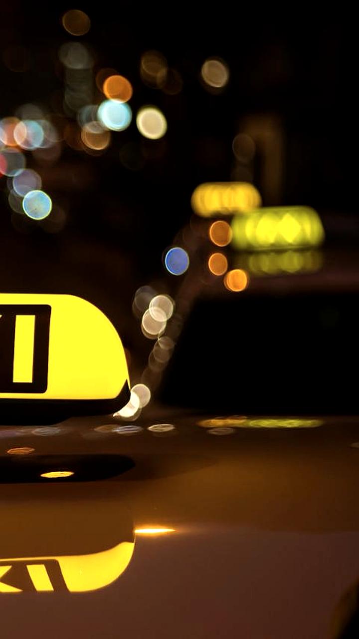 Кубань вводит запрет на услуги такси вне специальных зон у вокзалов и аэропортов