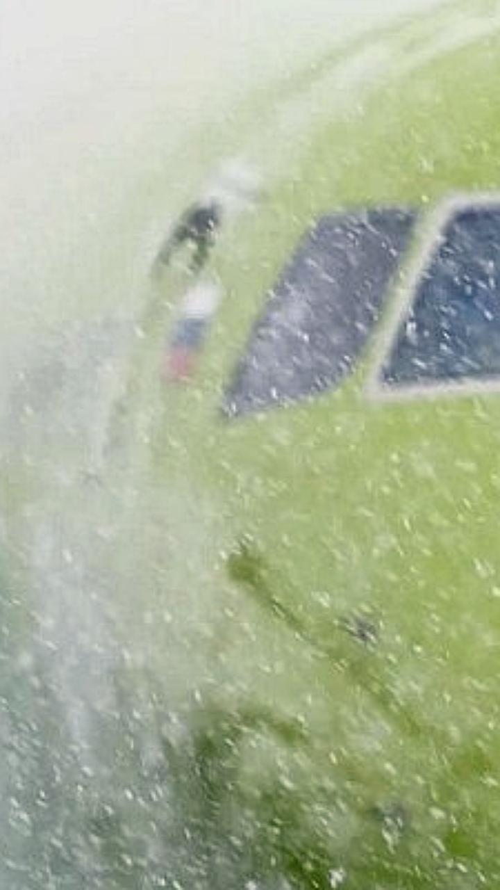 Аэропорты Москвы готовятся к снегопаду: рейсы продолжают выполняться