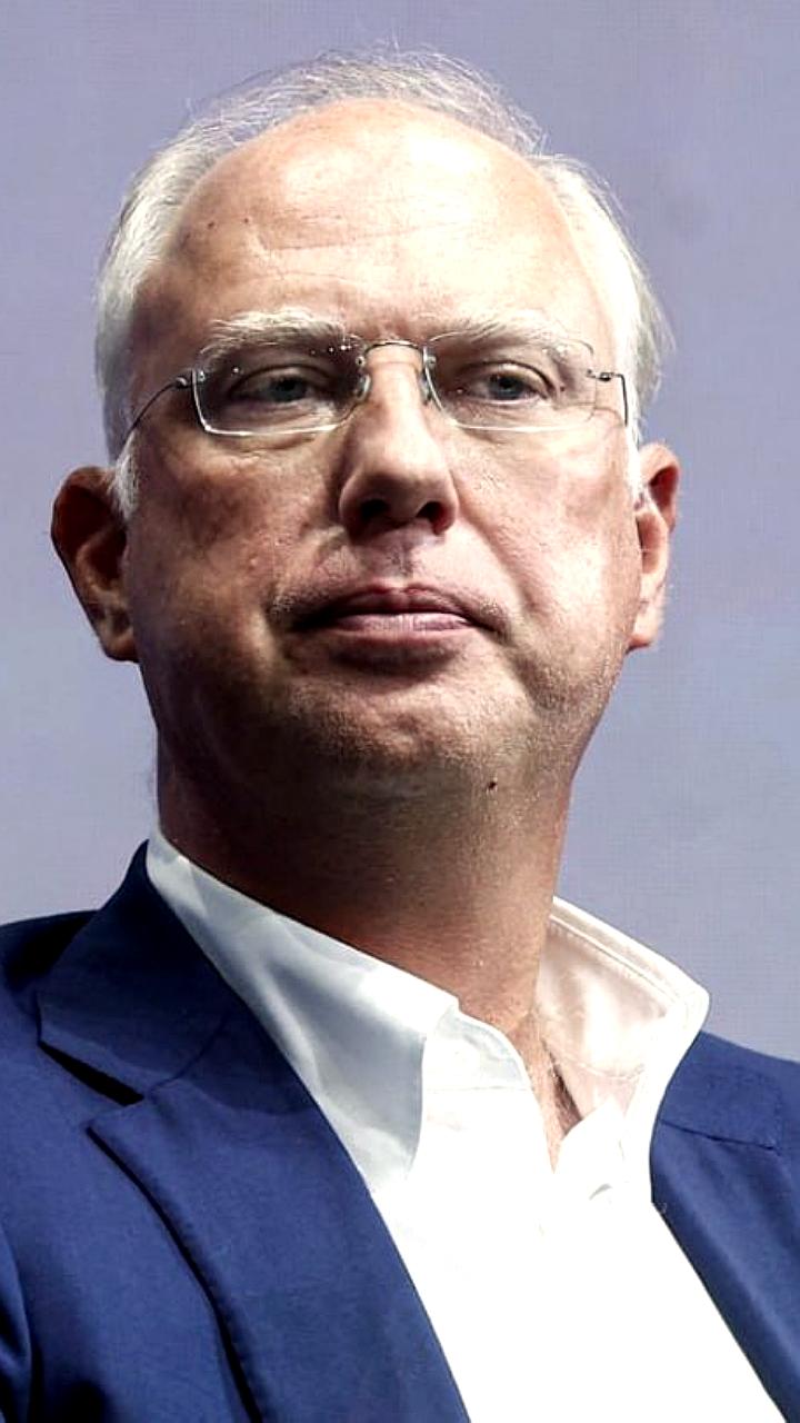 Дмитрий Песков уверен в возвращении западных брендов в Россию