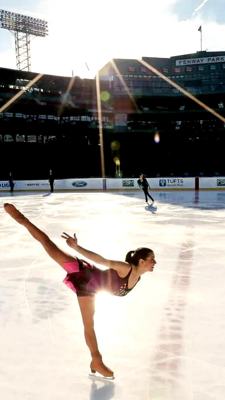 Неделя фигурного катания в Москве: бесплатные тренировки и мастер-классы с участием звезд