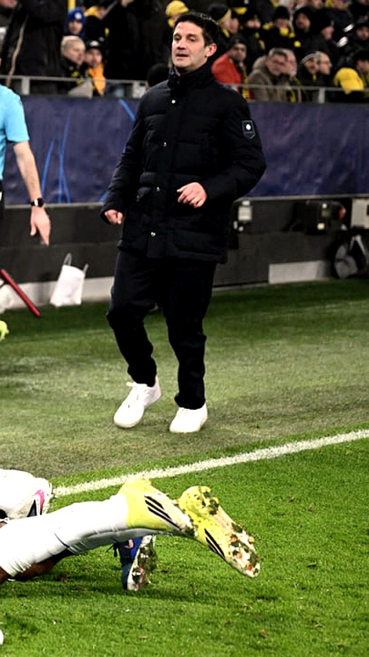 Интер одерживает трудную победу над Ювентусом благодаря голу Зелиньского