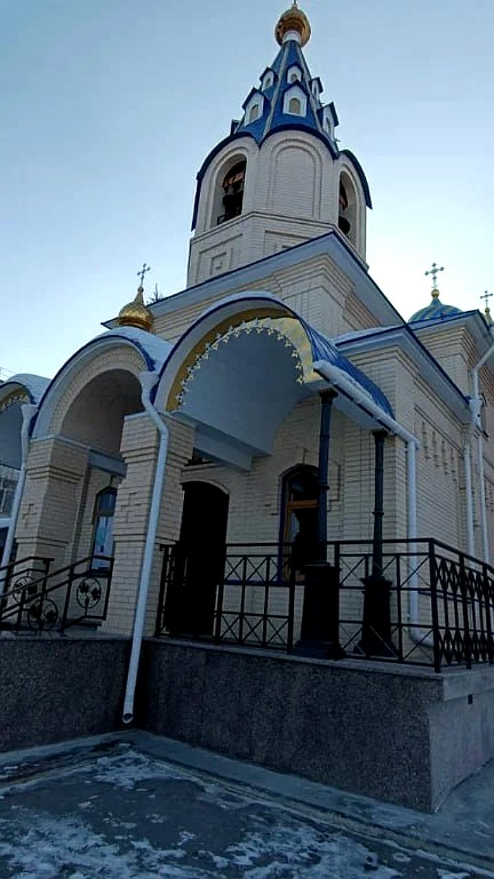 Нападение с ножом в храме Челябинска: пострадавшие госпитализированы