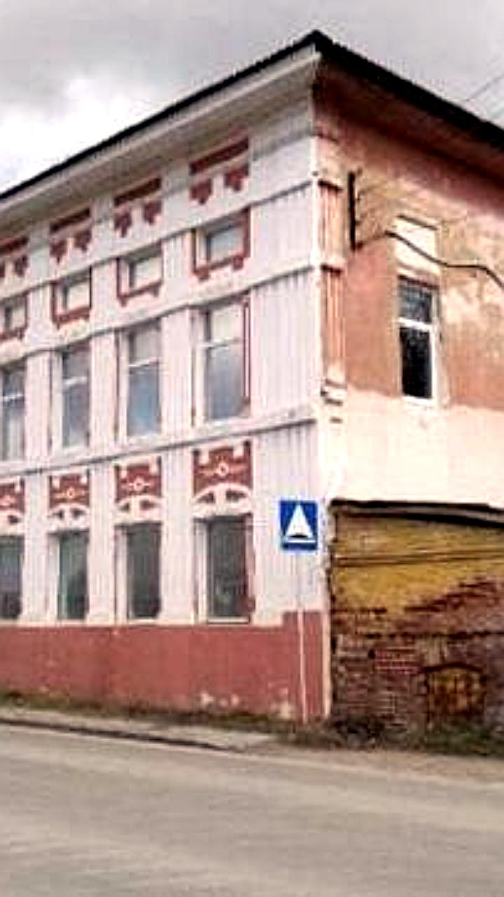 Алексей Грузман приобретает сгоревший особняк в Волгограде для реконструкции