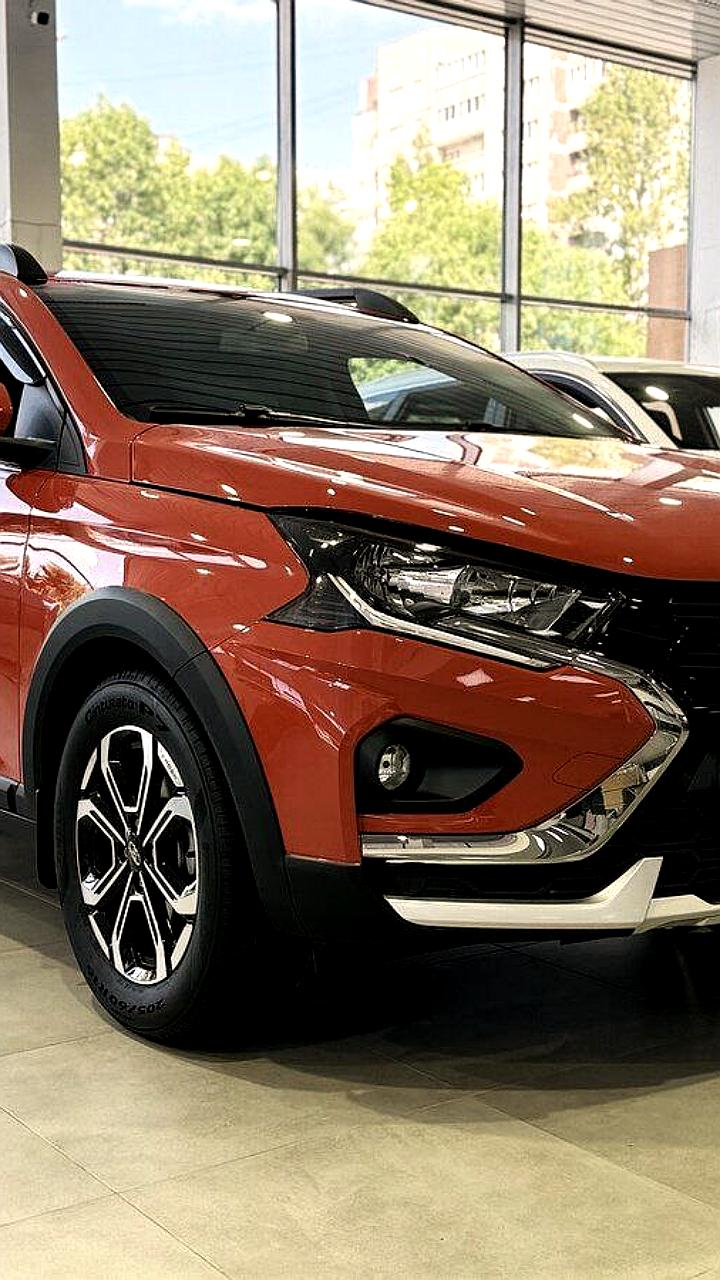 АвтоВАЗ ожидает снижение продаж Lada в феврале на 15%