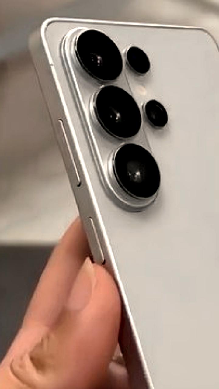 Samsung анонсировала режим конфиденциальности и обновленную фронтальную камеру для Galaxy S26 Ultra