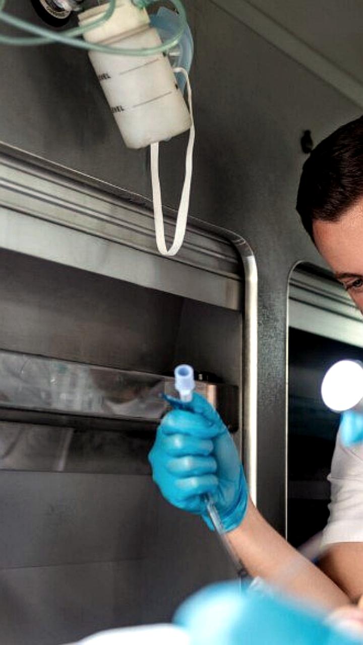 Шесть российских туристов пострадали при падении лифта в отеле на Пхукете