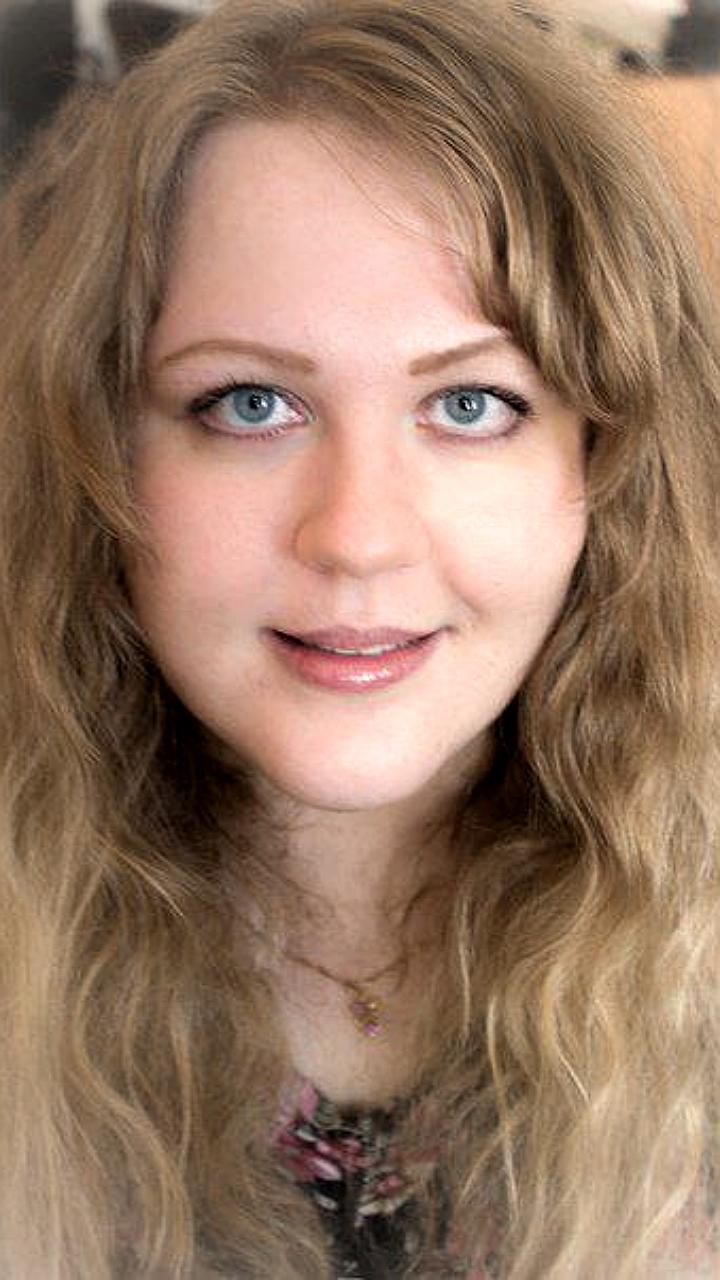 Анна Джейн из Красноярска признана самым публикуемым автором России в 2025 году