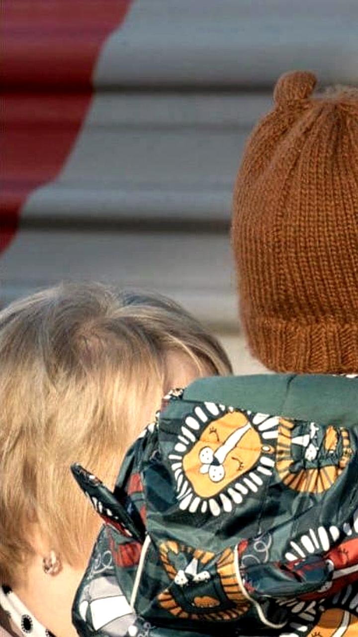 Многодетные семьи Геленджика и участники СВО в Тюменской области могут подать заявления на компенсацию жилья и льготы