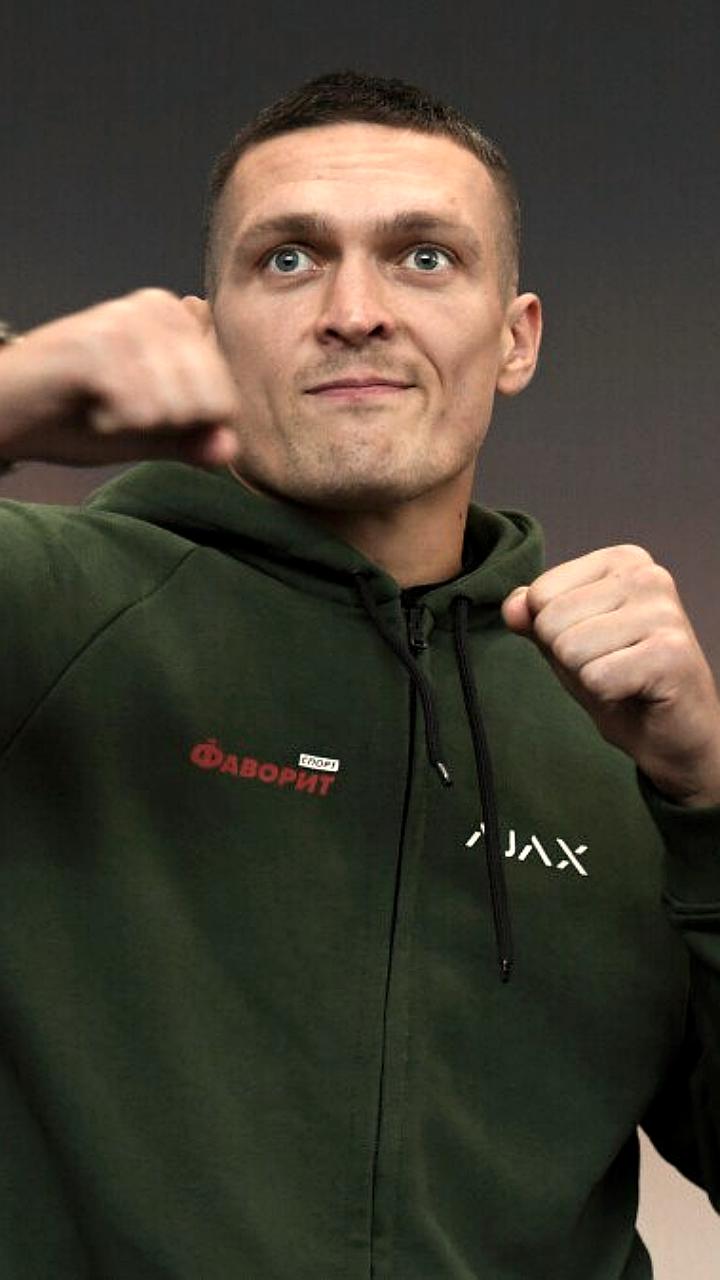 Александр Усик обсуждает возможность участия в выборах президента Украины в разговоре с пранкерами