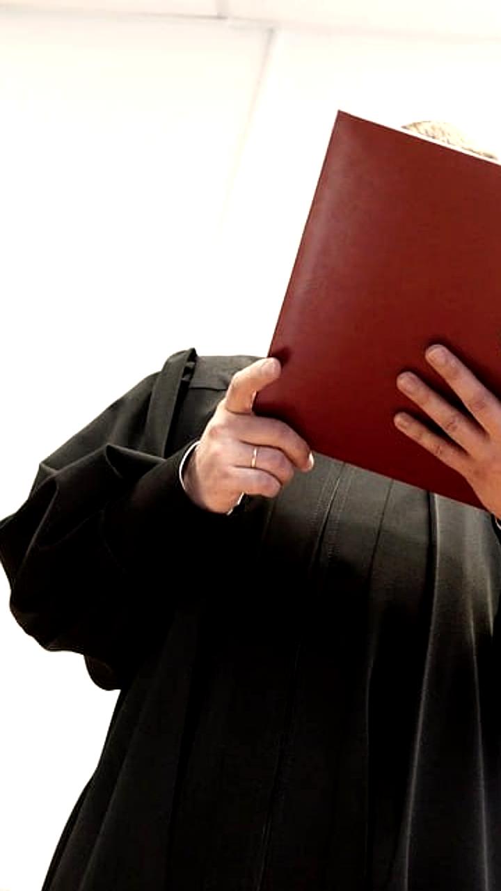 Приговор бывшим сотрудникам Челябинского онкоцентра за мошенничество на 3,3 млн рублей