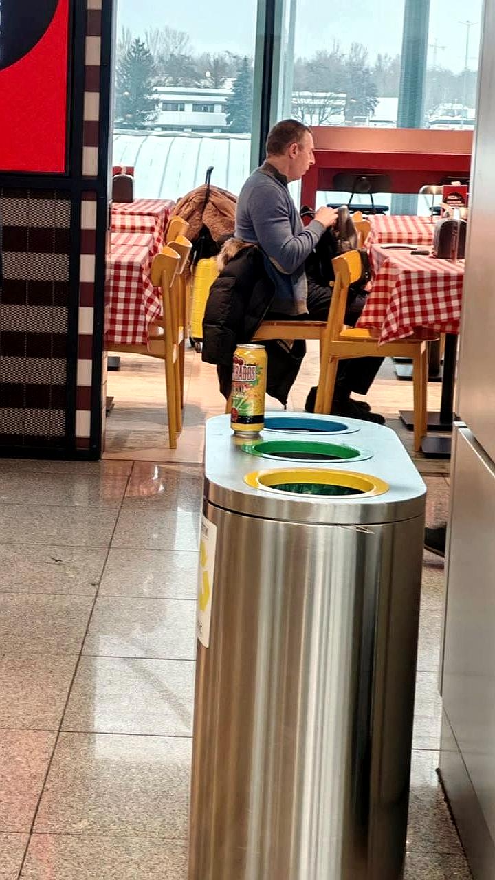 Коррупционные скандалы в Украине: арест экс-министра и обвинения в адрес олигархов