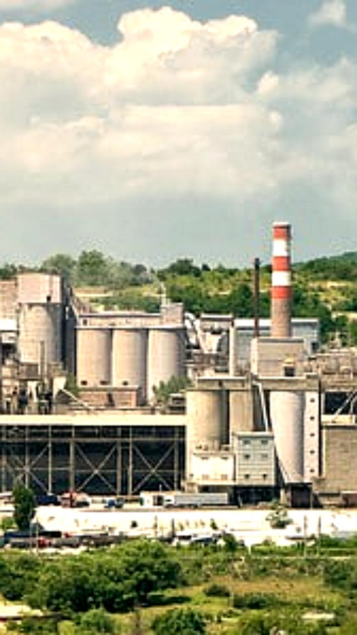 Генпрокуратура отказывается от иска об изъятии активов Новоросцемента