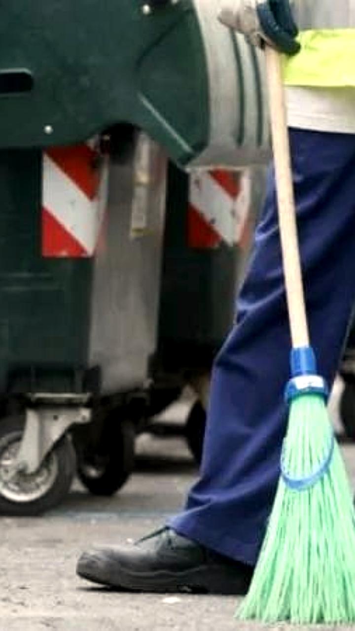 Дефицит дворников в Сибири и Урале: вакансии растут, резюме не хватает