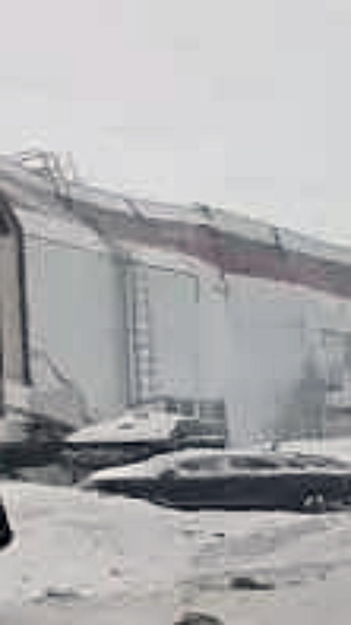 Обрушение крыши на автозаводе Моторинвест в Липецкой области: спасательные работы продолжаются