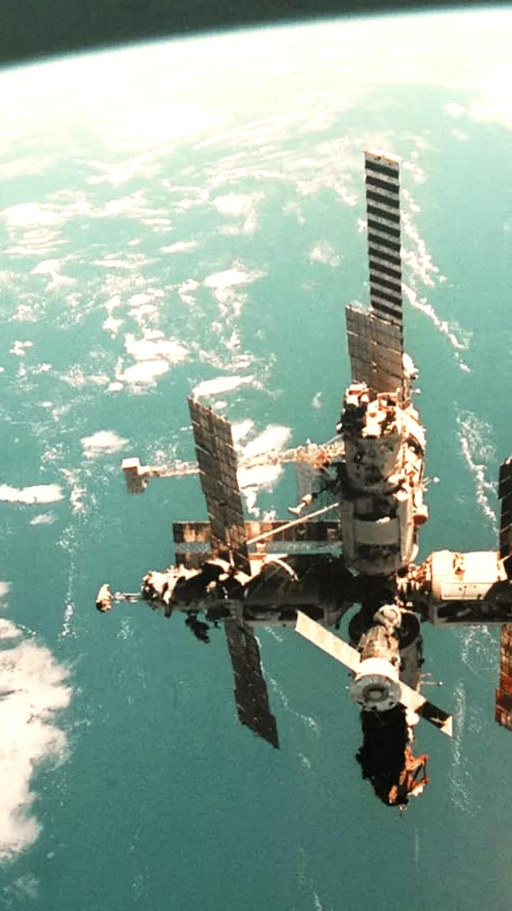 МКС увеличила высоту орбиты на 1,67 км