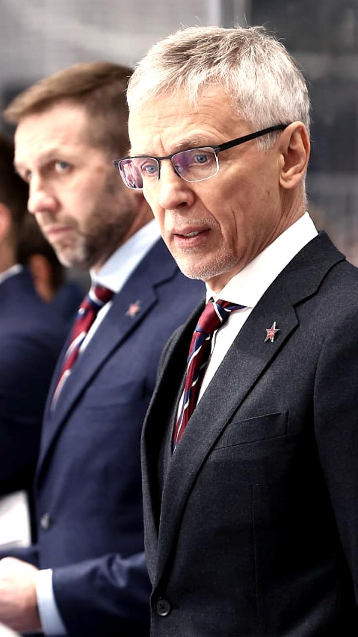 Тренер СКА Игорь Ларионов пропустит матч с ЦСКА ради финала Олимпиады в Милане