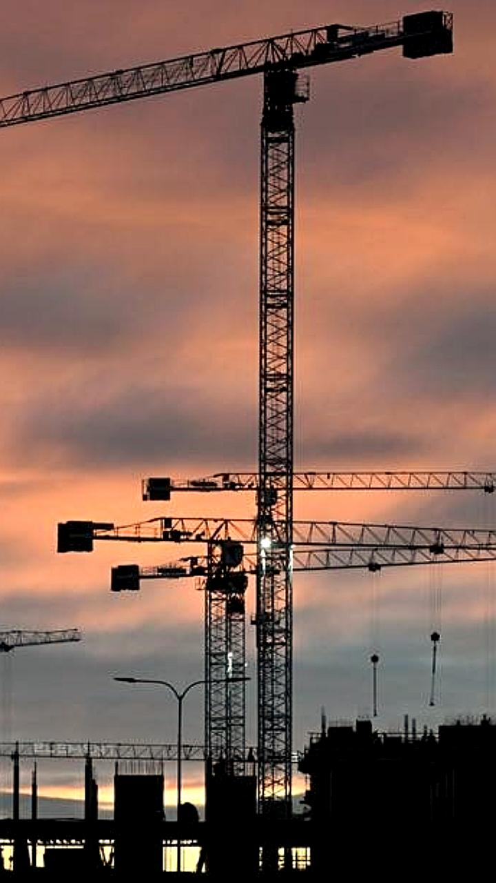 Банк Дом РФ подал иски к Seven Suns Development на 900 млн руб. в связи с неисполнением обязательств