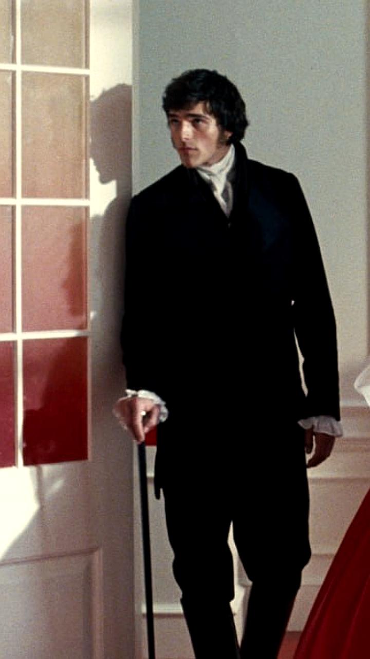 Выход экранизации 'Грозового перевала' привел к росту туристического интереса и обсуждениям в Хоуорте