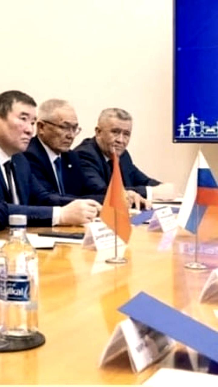 Садыр Жапаров объяснил роль Алексея Ширшова в переговорах с РусГидро