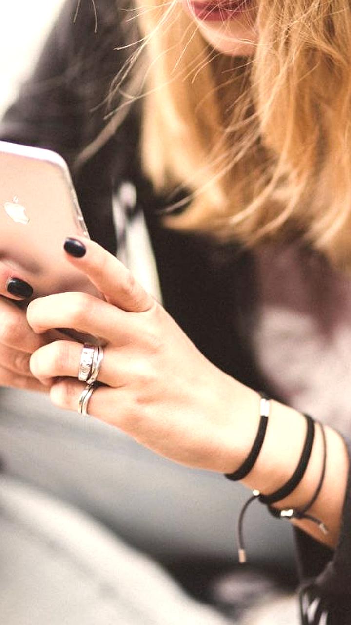 МВД: Женщины и пенсионеры становятся основными жертвами дистанционных мошенников