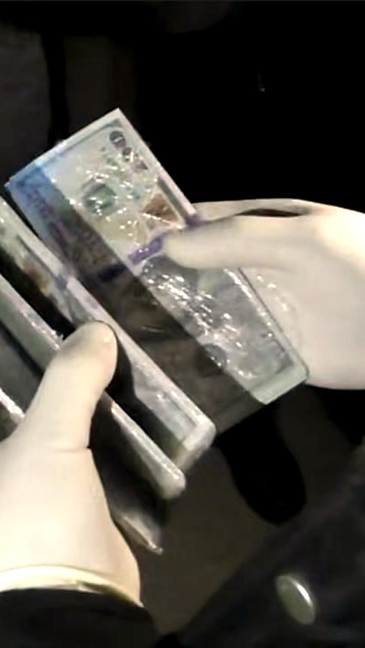 В Узбекистане задержаны фальшивомонетчики с поддельными долларами