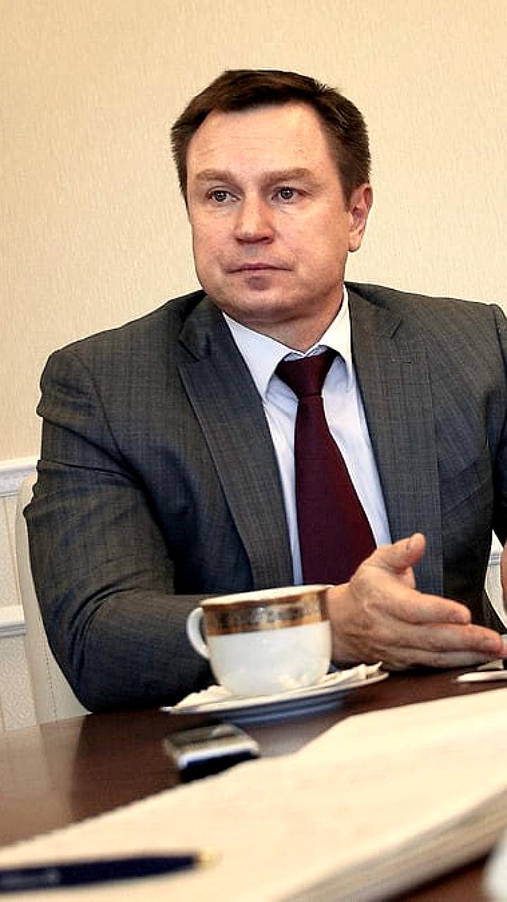 Василий Никонов покинул пост вице-президента Роснефти и завершает работу в Юнипро