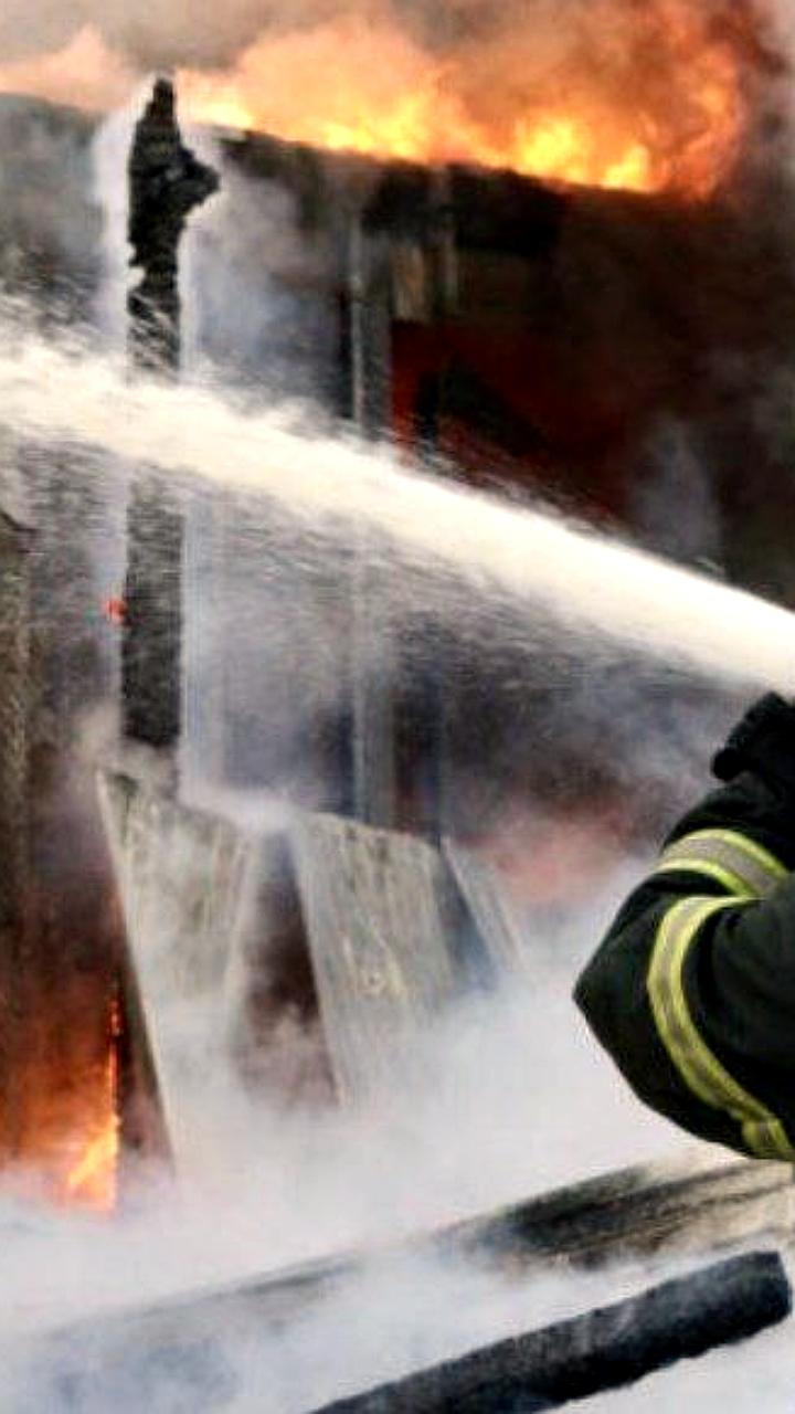 МЧС России успешно ликвидировало пожары в Артёме и Находке