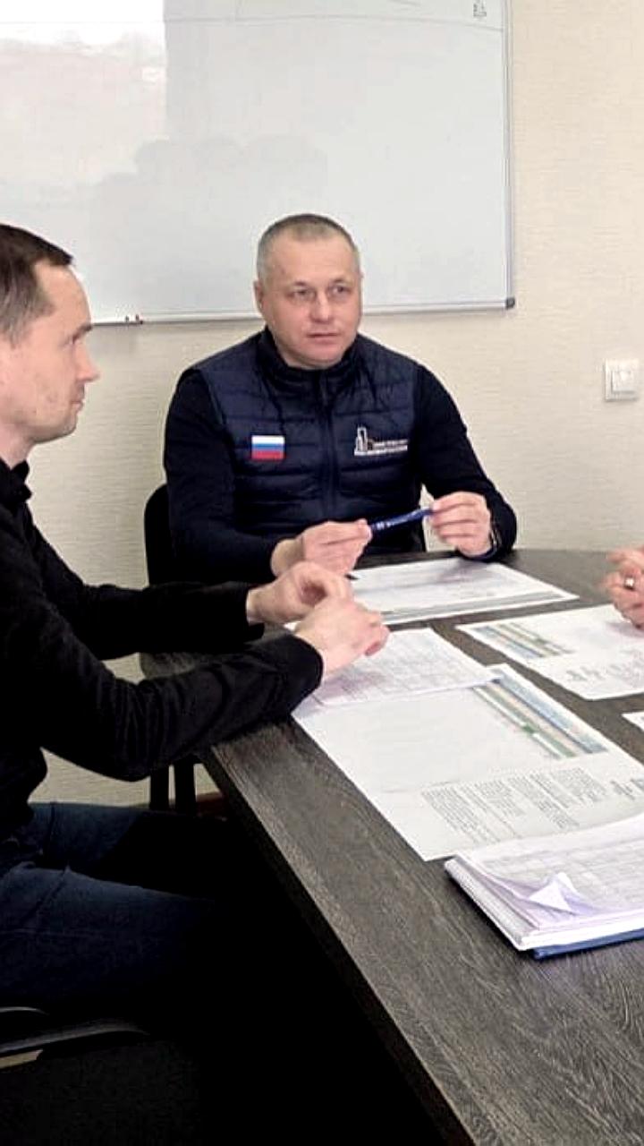 Глава Минстроя Чувашии проверил восстановление многоэтажек в Мариуполе