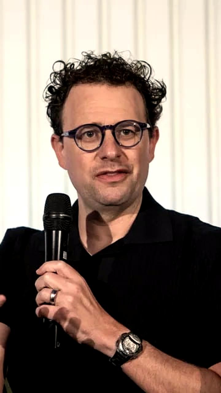 Пентагон и Anthropic: разногласия по контракту на ИИ на фоне новых вызовов в видеогенерации