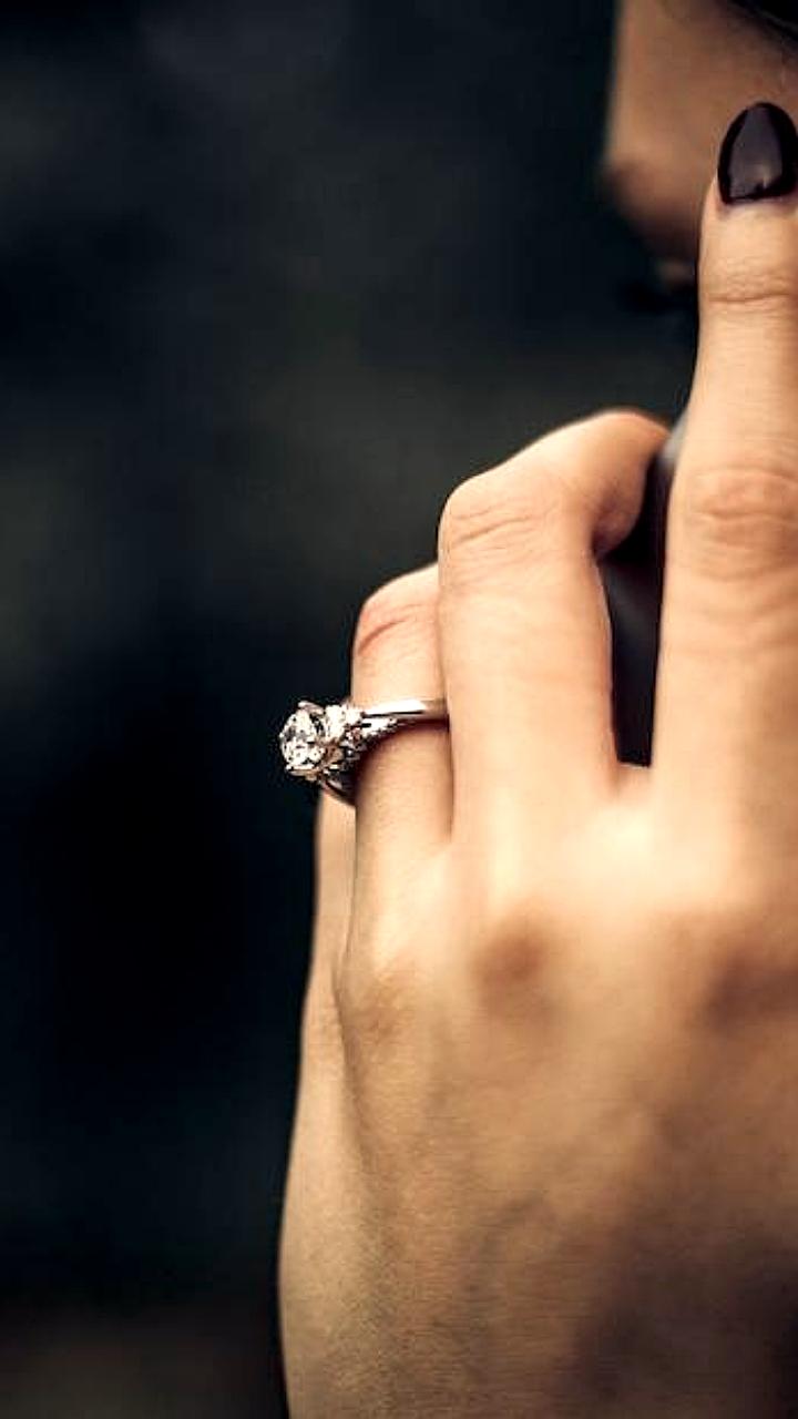 Сенаторы предложили поправки к закону о связи, позволяющие банкам продолжать массовые обзвоны