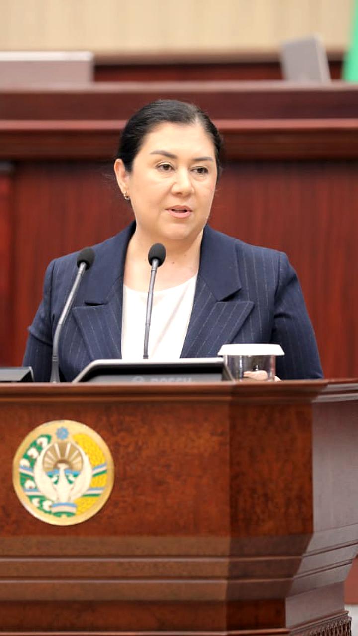 Ферузу Эшматову переизбрали омбудсманом: депутаты единогласно поддержали кандидатуру