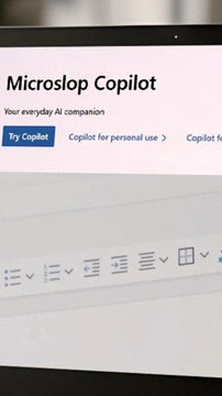Microsoft закрывает Discord канал после неудачной борьбы с негативом