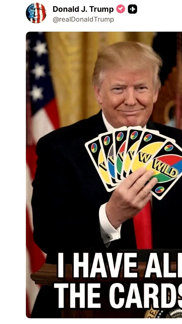 Трамп и Иран обменялись шутками о UNO в соцсетях