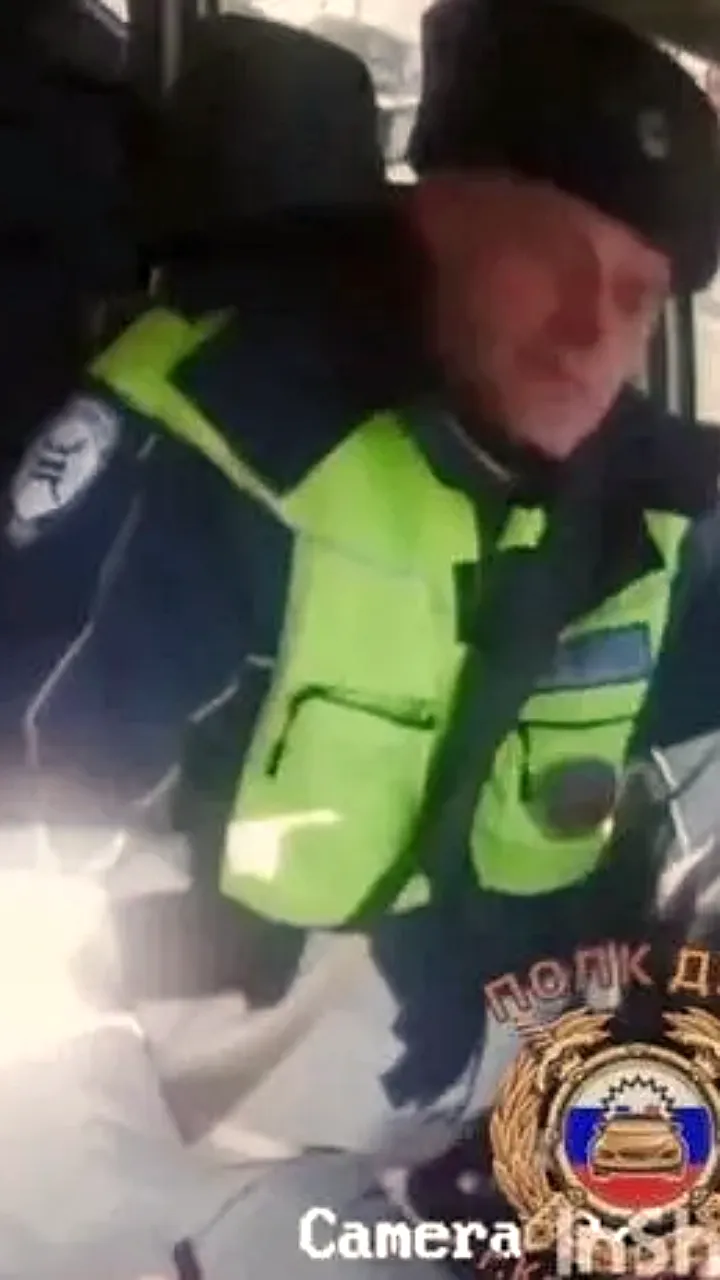 Полицейские Красноярска оперативно доставили травмированного ребенка в больницу