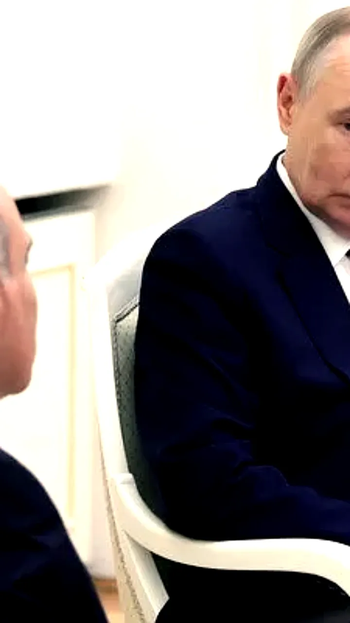 Премьер Армении Пашинян уведомил Путина о невозможности участия в параде 9 Мая