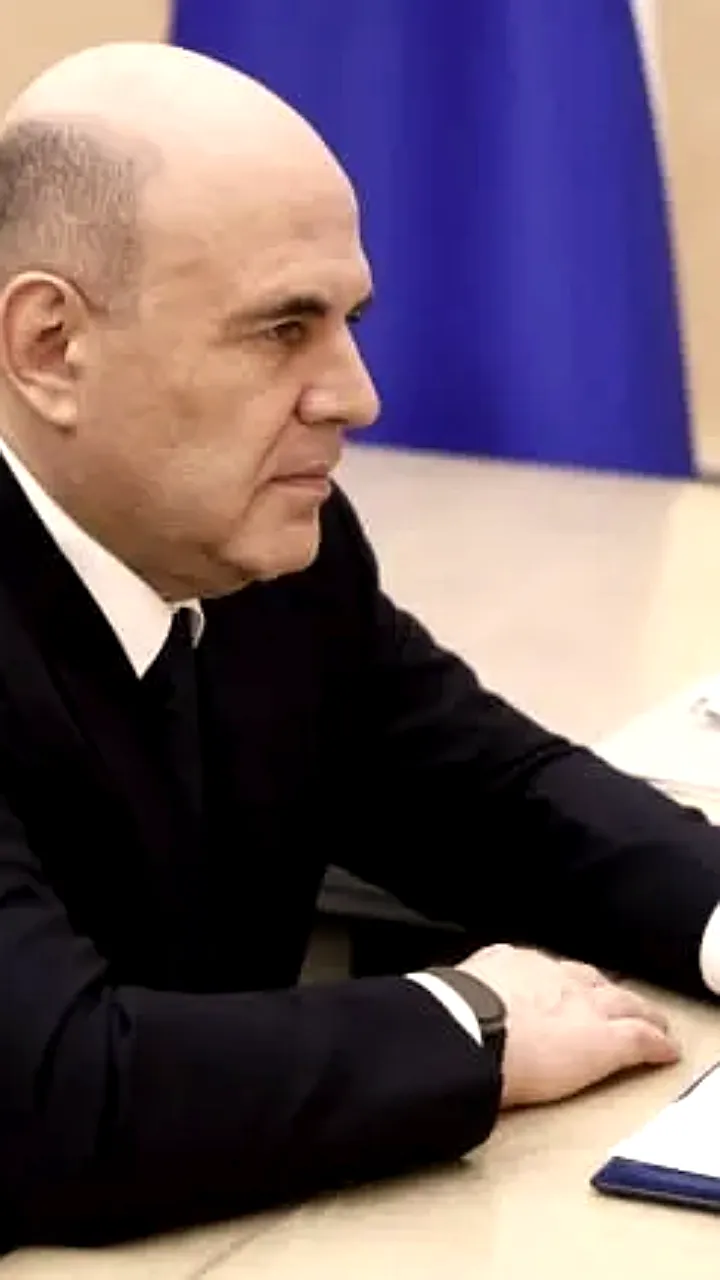 Премьер-министр Мишустин обсудил новую модель высшего образования с ректором МГУ Садовничим