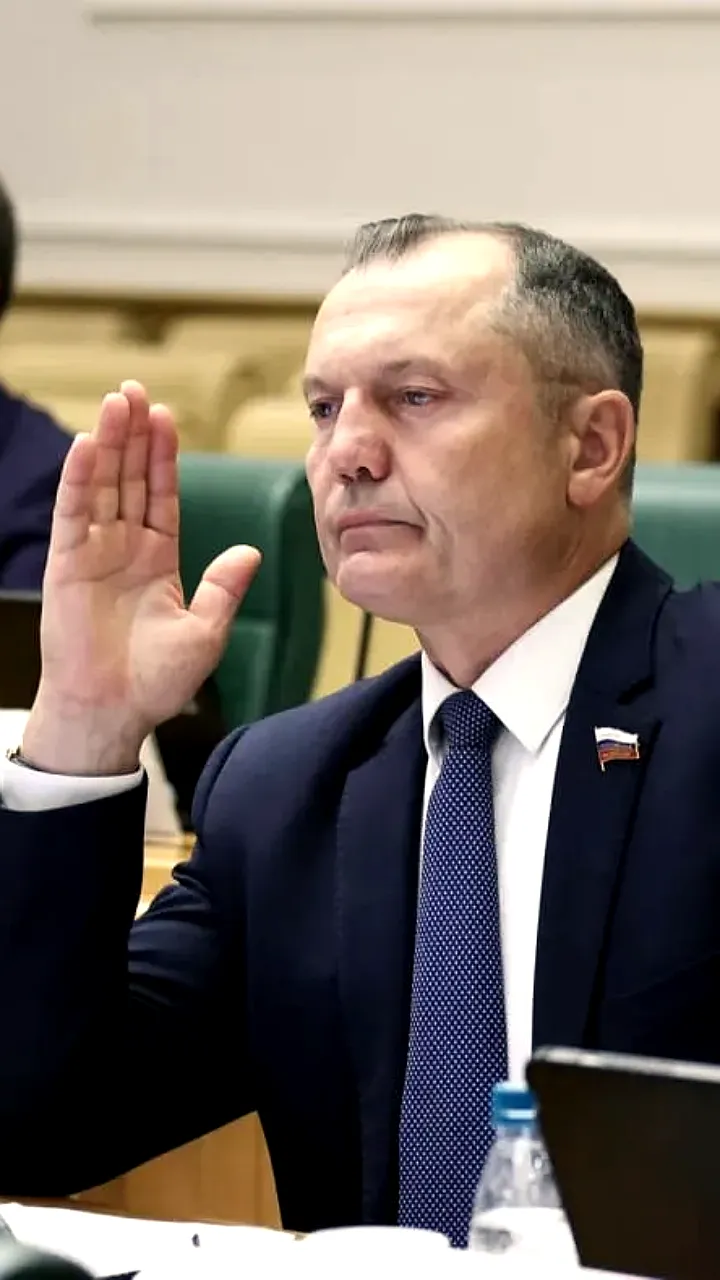 В России предложили систематизировать уроки мужества в школах с участием ветеранов