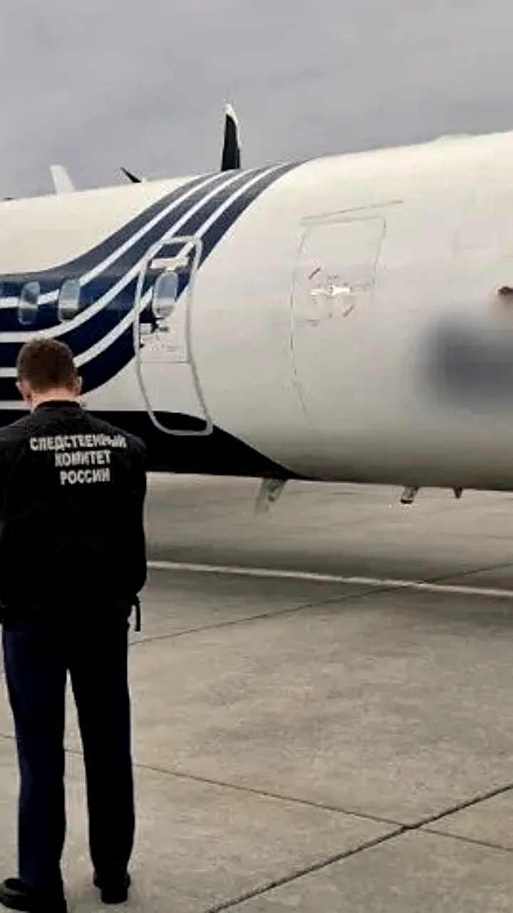 Аварийная посадка самолета в Южно-Сахалинске: все пассажиры в безопасности